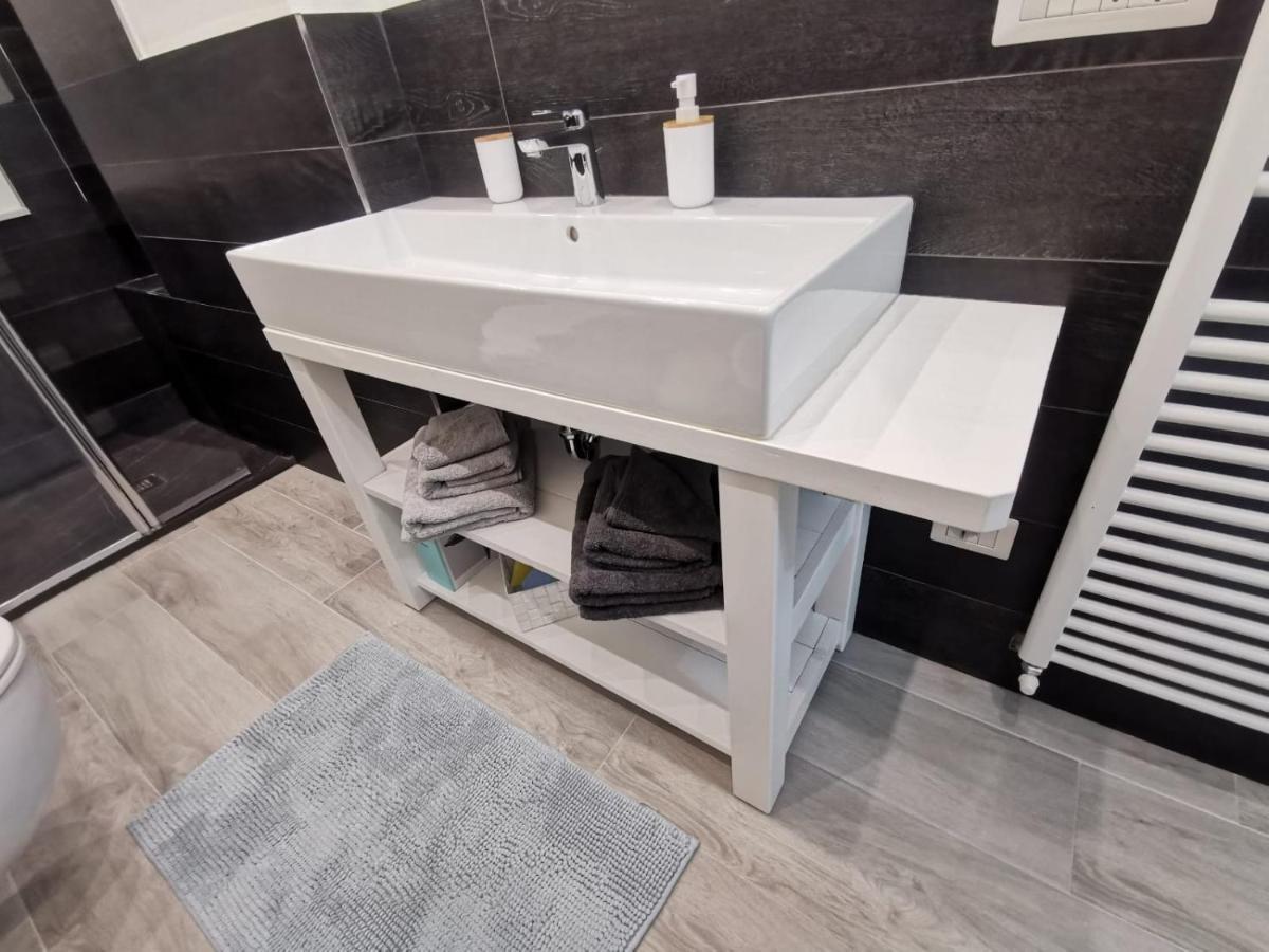 Galla House Gallarate Kültér fotó